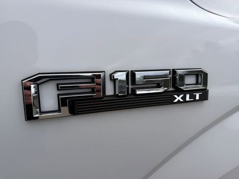 Used 2019 Ford F150 XLT w/ Trailer Tow Package image 27