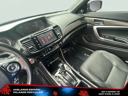 Used 2017 Honda Accord EX-L image 18