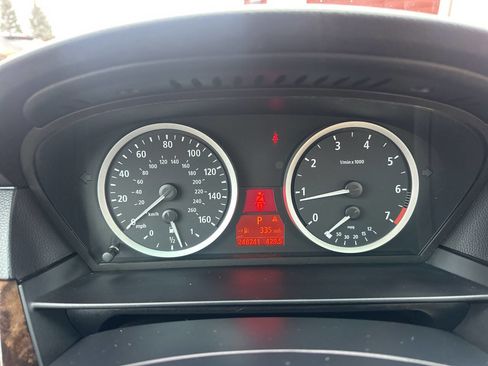 Used 2005 BMW 530i Sedan image 11