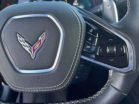Used 2022 Chevrolet Corvette Stingray Premium Cpe w/ Z51 Performance Package RWD image 23