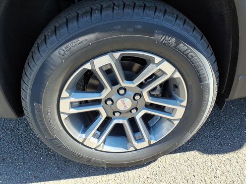 New 2026 GMC Terrain Elevation w/ LPO, Floor Liner Package image 8