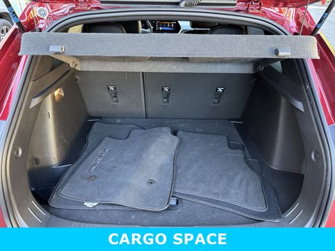 Used 2025 Chevrolet Trax RS w/ Driver Confidence Package image 23