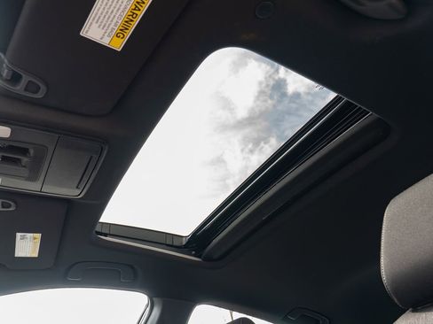 Used 2023 Honda Accord Sport image 19