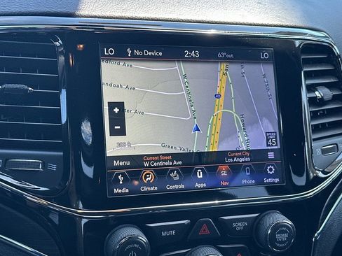 Used 2019 Jeep Grand Cherokee Limited RWD image 22