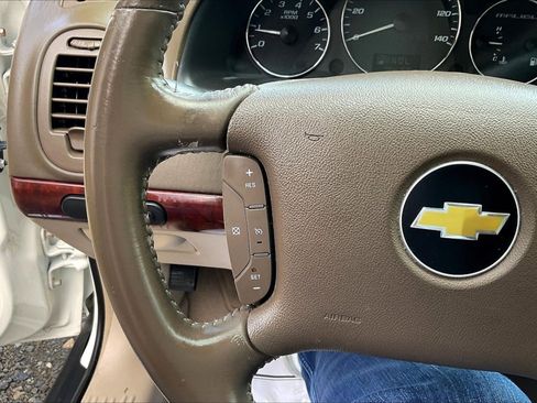 Used 2006 Chevrolet Malibu LT FWD image 11