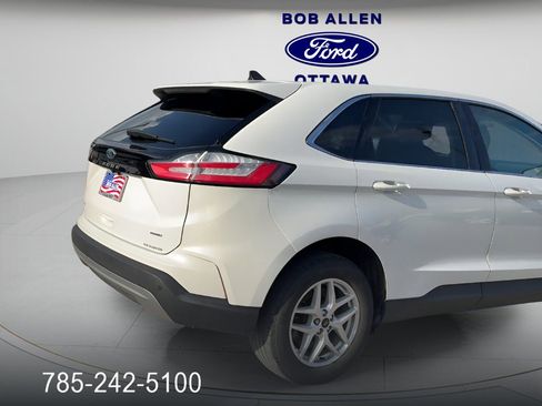 Used 2023 Ford Edge SEL w/ Convenience Package image 5