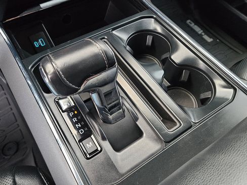 Used 2023 Ford F150 Lariat w/ Trailer Tow Package image 30