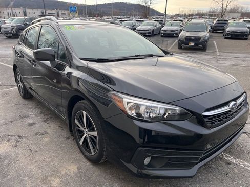 Used 2023 Subaru Impreza Premium image 5