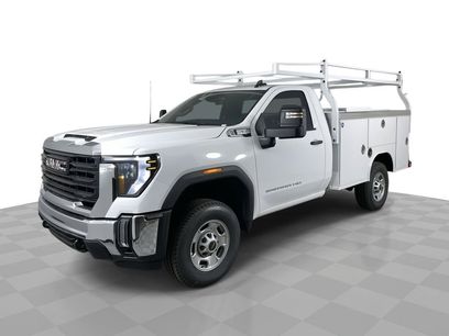 New 2025 GMC Sierra 2500 Pro w/ Convenience Package