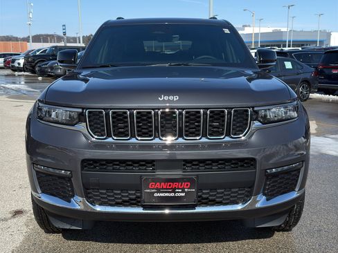 New 2025 Jeep Grand Cherokee L Limited AWD/4WD image 3