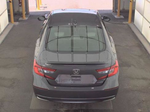 Used 2018 Honda Accord Hybrid image 5