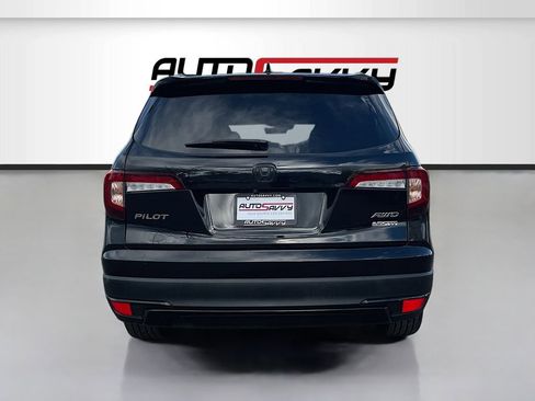 Used 2020 Honda Pilot Black Edition image 6