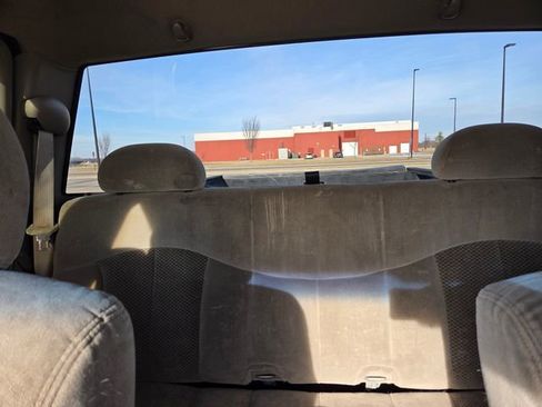 Used 2002 Chevrolet Silverado 1500 LS w/ Off-Road Pkg image 24