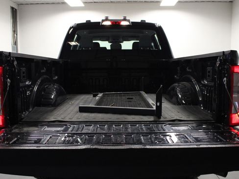 Used 2024 Ford F250 XL w/ Snow Plow/Camper Package AWD/4WD image 11