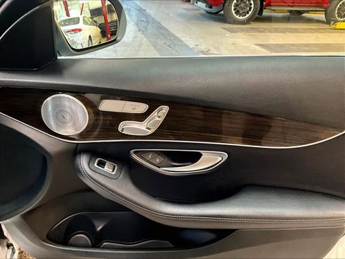 Used 2018 Mercedes-Benz C 300 C 300 image 12