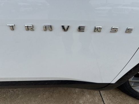 Used 2023 Chevrolet Traverse LT w/ LPO, Floor Liner Package image 17