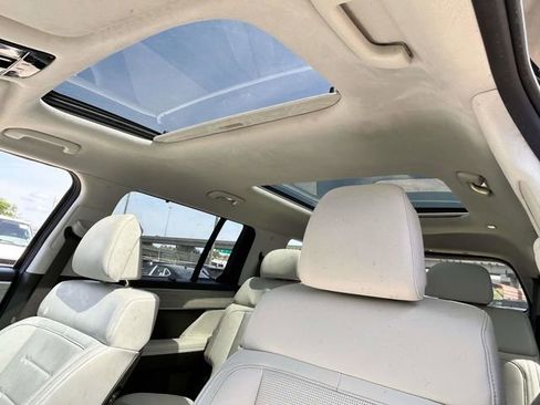 Used 2024 Hyundai Santa Fe Calligraphy image 16