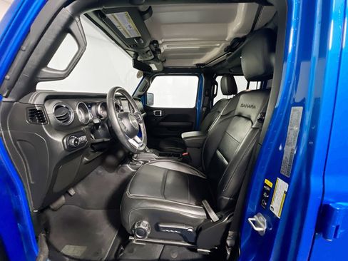Used 2022 Jeep Wrangler Unlimited Sahara w/ Cold Weather Group AWD/4WD image 14