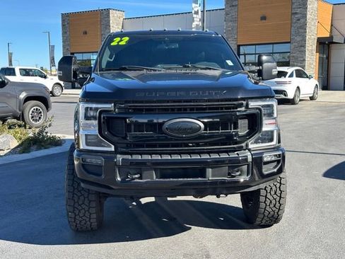 Used 2022 Ford F250 Platinum image 2