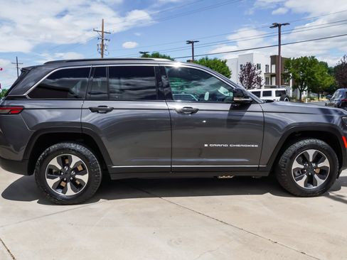 Used 2024 Jeep Grand Cherokee Limited 4xe AWD/4WD image 9