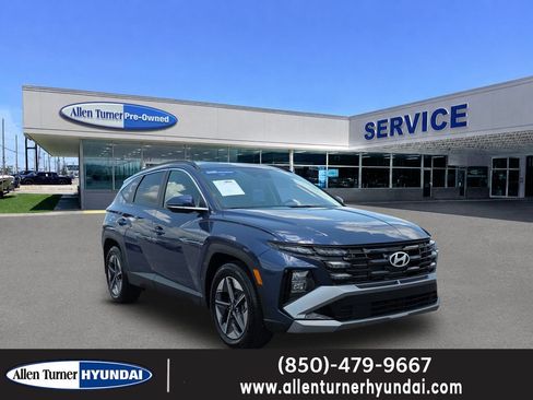 Used 2025 Hyundai Tucson SEL FWD image 1