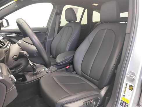 Used 2021 BMW X1 xDrive28i w/ Convenience Package AWD/4WD image 9