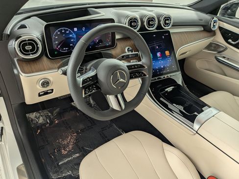 Used 2024 Mercedes-Benz CLE 300 4MATIC Coupe image 4