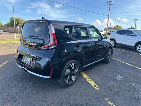 Used 2023 Kia Soul GT-Line FWD image 5