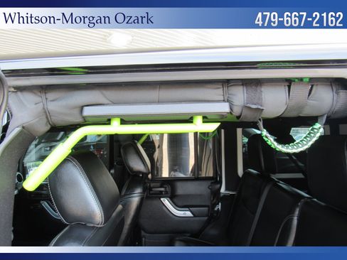 Used 2016 Jeep Wrangler Unlimited Rubicon AWD/4WD image 26