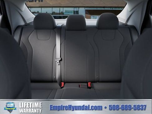 New 2026 Hyundai Elantra SE FWD image 12