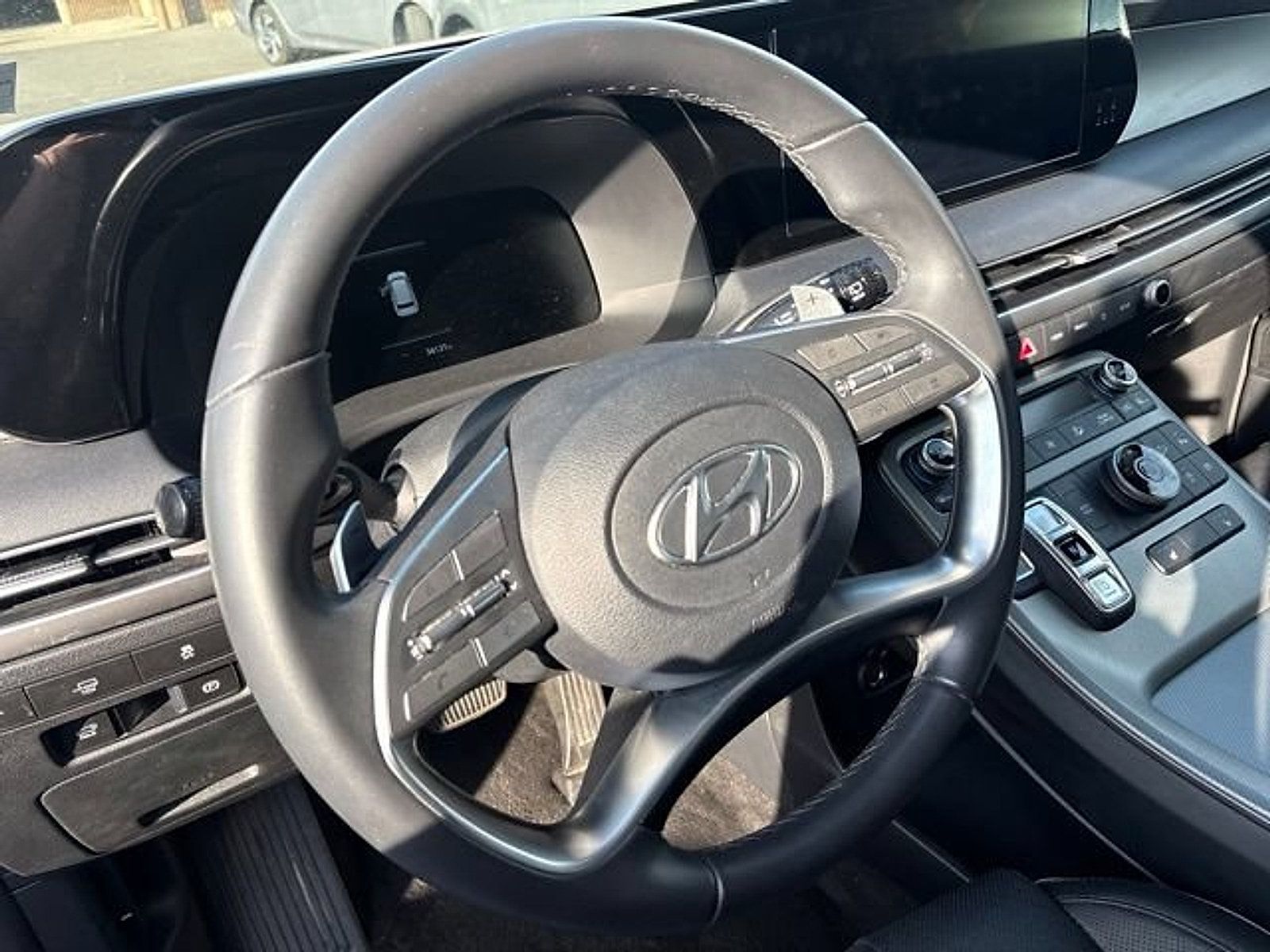 Certified 2025 Hyundai Palisade SEL AWD/4WD image 12