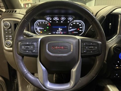 Used 2020 GMC Sierra 1500 SLT image 15