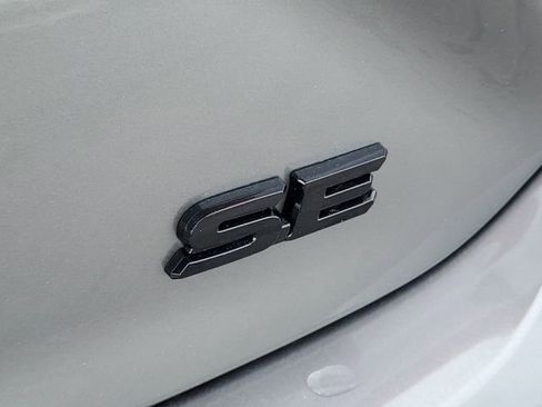 New 2026 Toyota Camry SE image 7