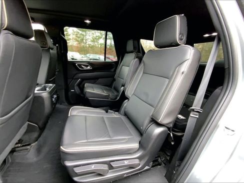 Used 2024 Chevrolet Tahoe Premier w/ Premium Package image 19