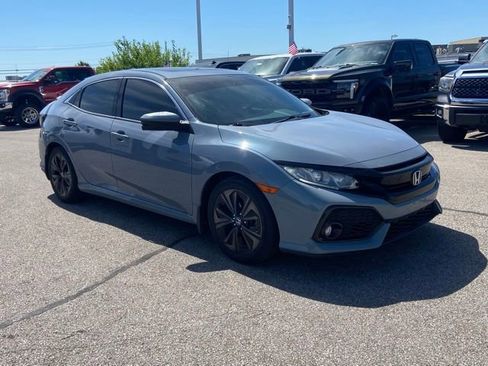 Used 2018 Honda Civic EX image 2