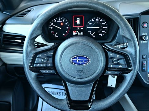 Used 2025 Subaru Forester AWD/4WD image 15