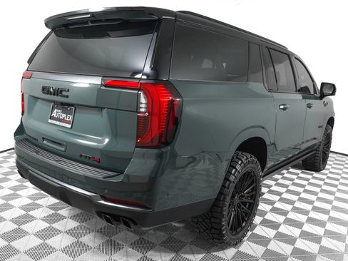 Used 2026 GMC Yukon XL AT4 w/ AT4 Premium Plus Package AWD/4WD image 4