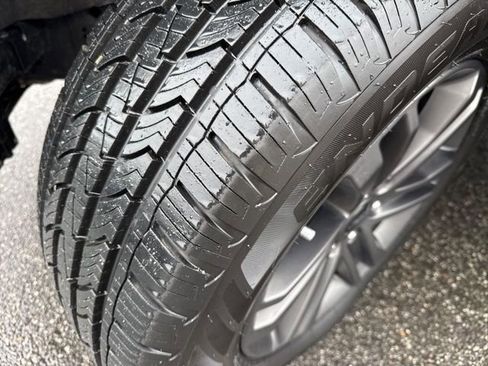 Used 2022 Ford F150 XLT w/ Equipment Group 302A High image 13