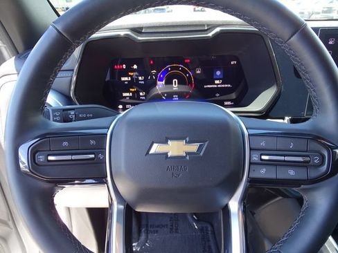 Used 2026 Chevrolet Colorado LT w/ LT Convenience Package AWD/4WD image 14