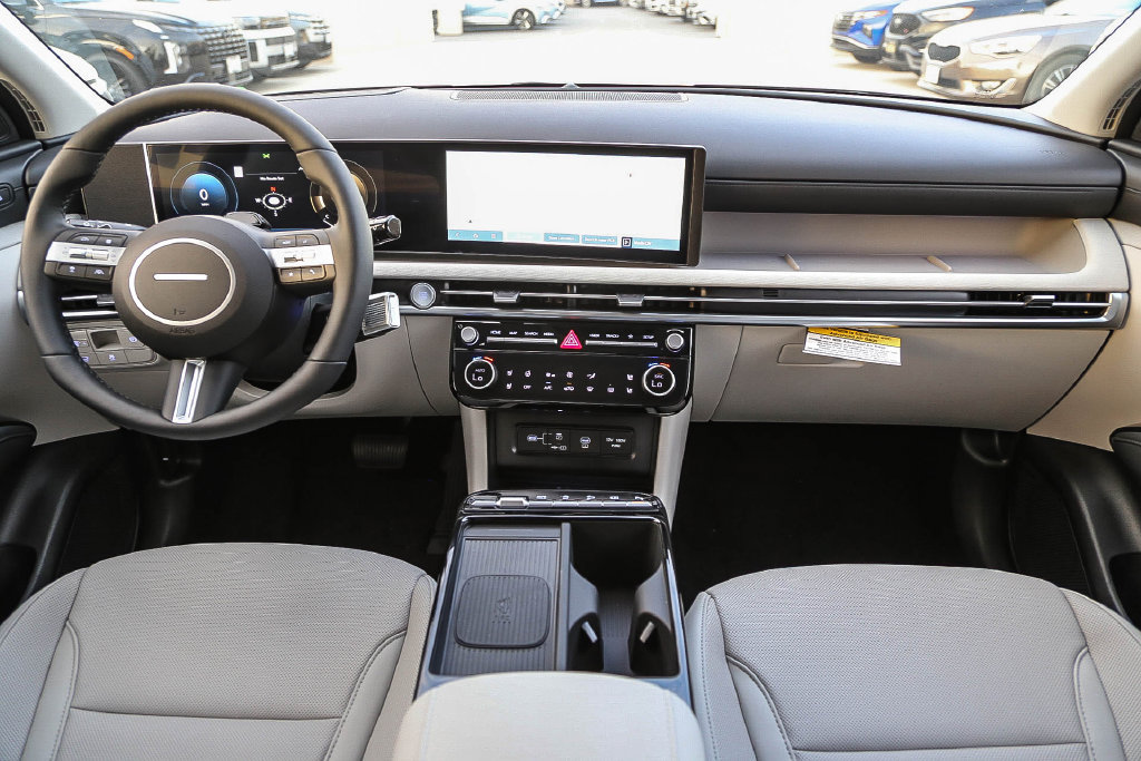 New 2026 Hyundai Tucson Limited FWD image 14