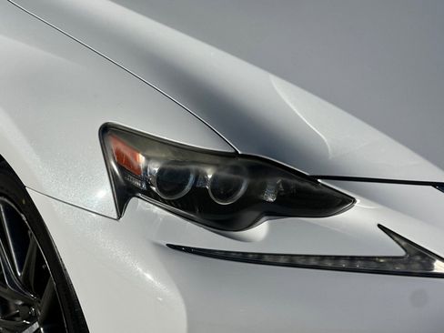 Used 2014 Lexus IS 350 image 10
