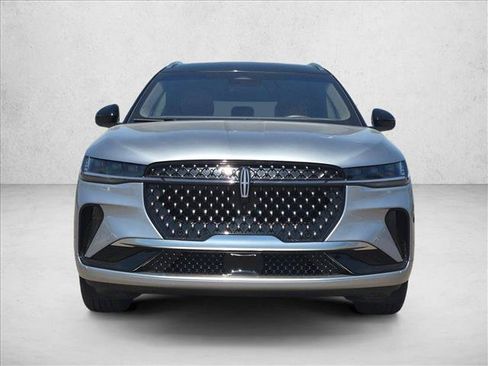 Used 2024 Lincoln Nautilus Black Label AWD/4WD image 2