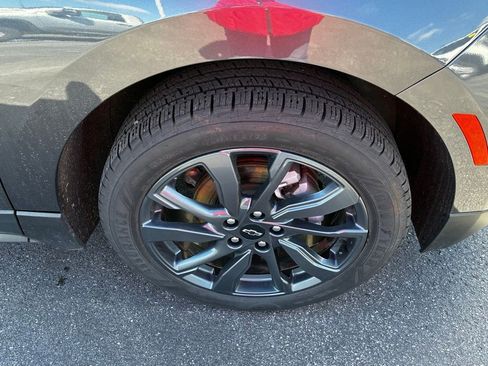 Used 2022 Chevrolet Equinox RS w/ RS Leather Package image 12