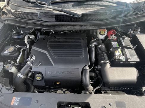 Used 2016 Ford Explorer Sport AWD/4WD image 10