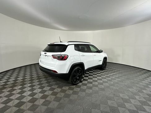New 2026 Jeep Compass Latitude image 6