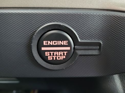 Used 2023 Ford Bronco Raptor image 29