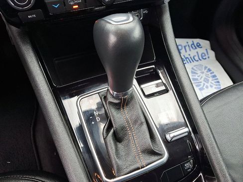 Used 2022 Jeep Compass Limited image 12