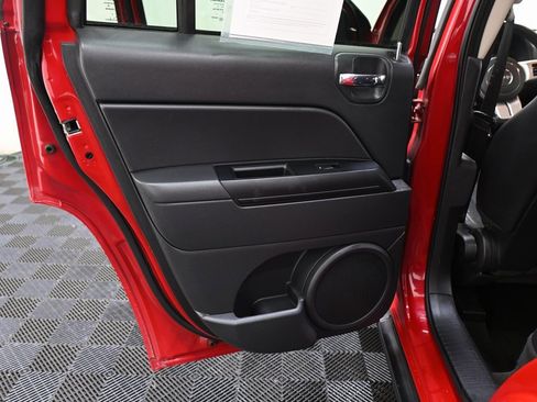 Used 2017 Jeep Compass Sport w/ Power Value Group image 20