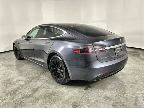 Used 2018 Tesla Model S 100D image 6