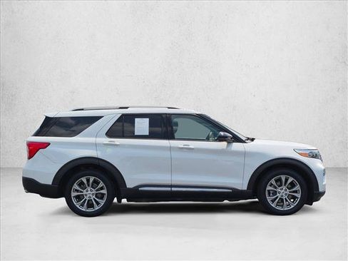 Used 2021 Ford Explorer Limited w/ Equipment Group 301A RWD image 4